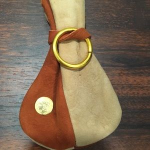 🎉NWOT cute Suede bag change purse